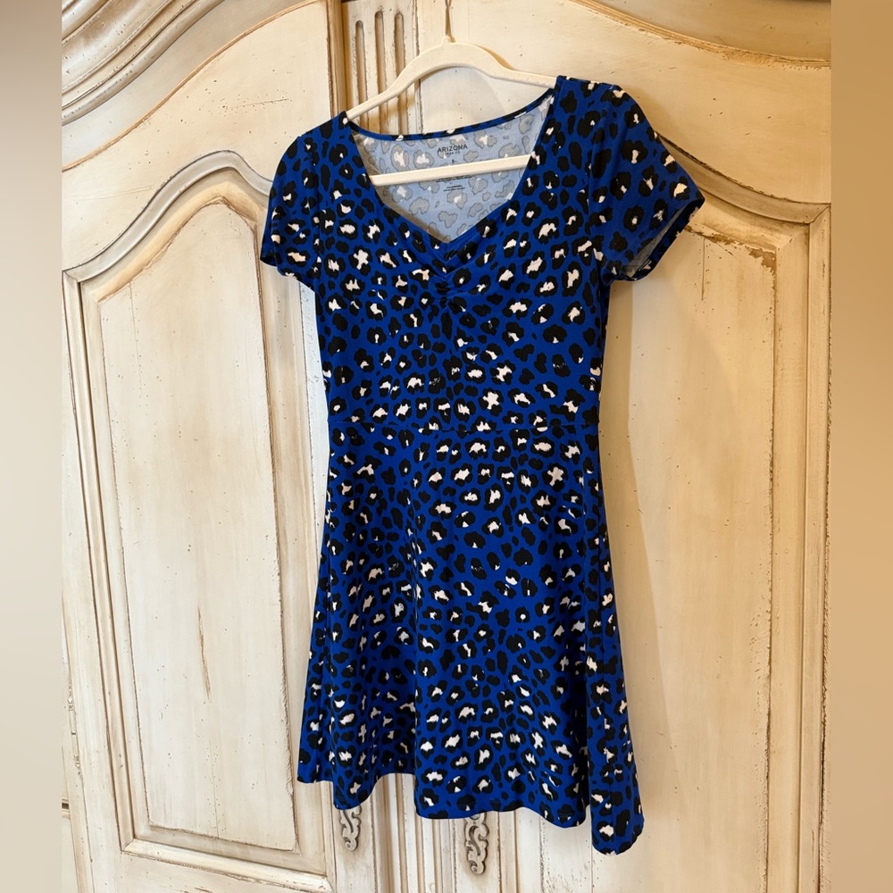 Worn Once! Blue Leopard Print Cotton/Stretchy Dress with Sweetheart Neckline